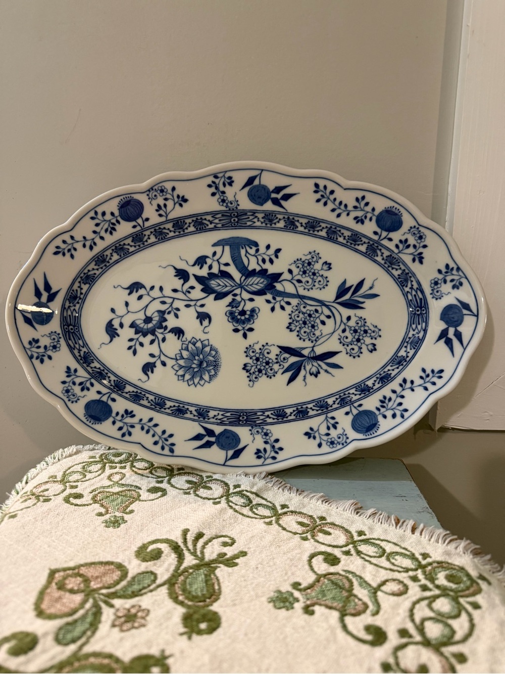 Blue and White Blue Onion Oval Floral Serving Platter